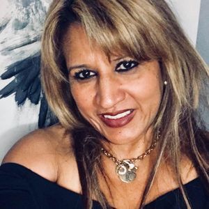 Meet your Posher, Marilu a